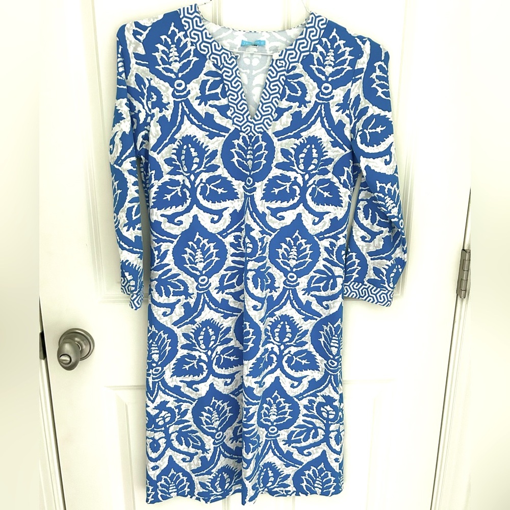 NWOT J. McLaughlin Catalina Cloth Stretch Knit Blue Thistle dress.